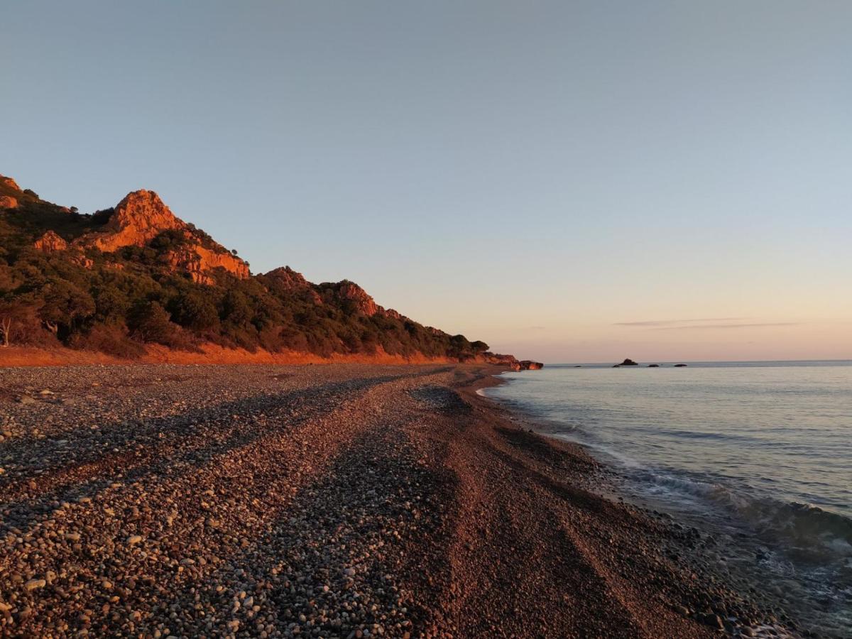 New Camping Coccorrocci Марина-ди-Гайро Экстерьер фото